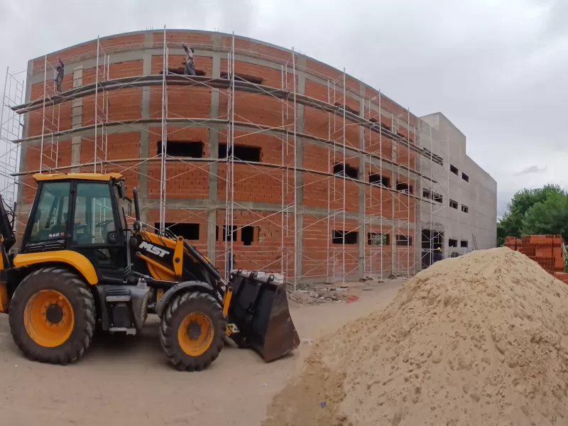 Previo al inicio de clases, el municipio avanza con la construcción del nuevo edificio para la escuela secundaria N° 26