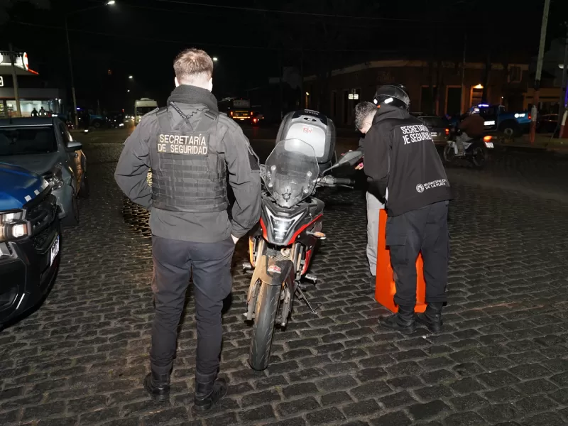 M&aacute;s de 2.000 veh&iacute;culos controlados, cerca de 1500 sanciones y 17 detenidos en operativos