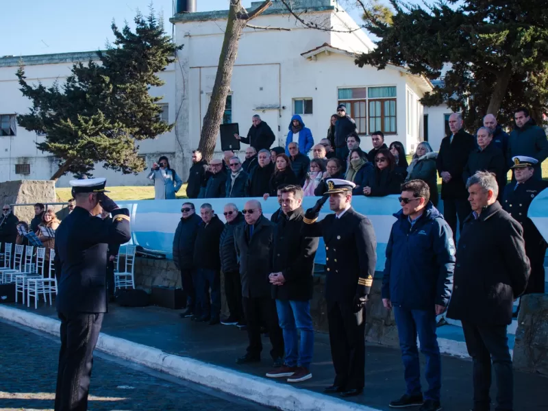 Puerto Quequ&eacute;n acompa&ntilde;&oacute; a la Prefectura Naval Argentina en el acto por su 216&deg; aniversario