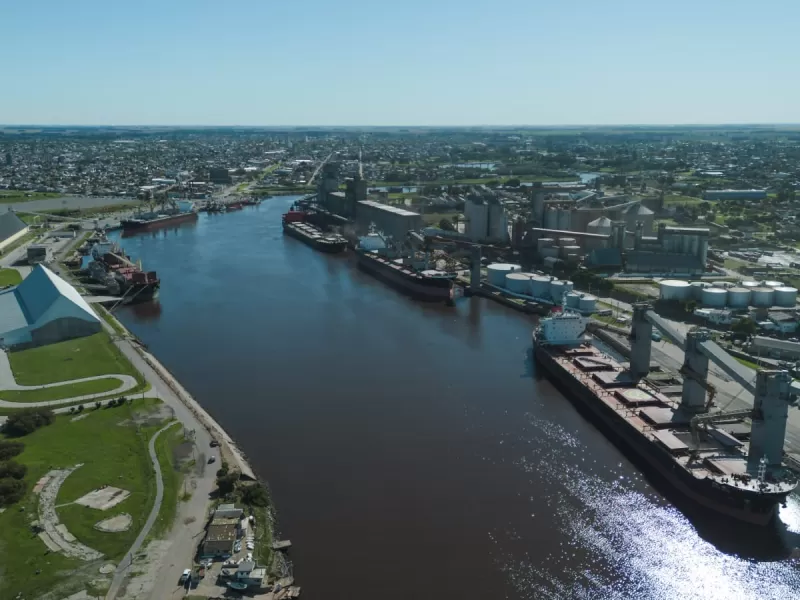 Operatividad total y previsibilidad log&iacute;stica, los seis muelles operan en simult&aacute;neo