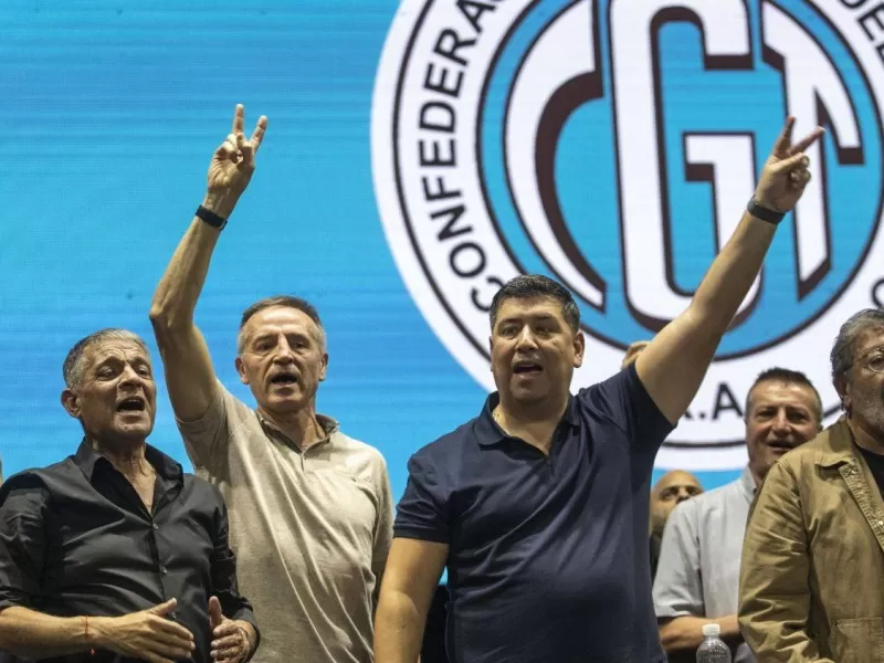 La CGT define si convoca a un paro nacional ante el avance de la reforma laboral en Diputados