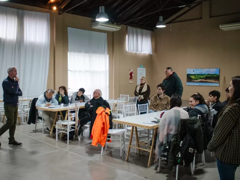 Estudiantes del Centro de Formaci&oacute;n Laboral N&deg; 403 conocieron el funcionamiento de Puerto Quequ&eacute;n
