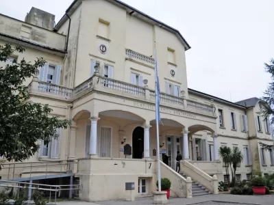 Muri&oacute; un operario de 27 a&ntilde;os tras caer del techo de una maderera