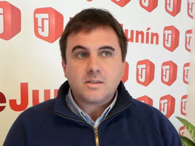 Bruzzone elogió la candidatura de Cristina y cuestionó la concesión de la nueva terminal de ómnibus