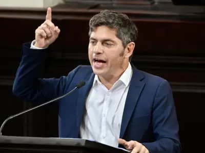 Kicillof viaja a Corrientes y profundiza su agenda federal con una reuni&oacute;n junto a Vald&eacute;s