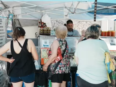 El Mercado de la Comunidad llega a Plaza Libertad con alimentos a precios accesibles y promociones especiales
