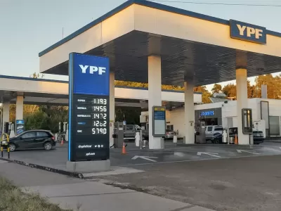 YPF analiza subir los combustibles tras el fin del congelamiento de precios