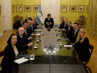 Javier Milei recibi&oacute; a funcionarios de Estados Unidos y anunci&oacute; inversiones farmac&eacute;uticas por u$s8.000 millones