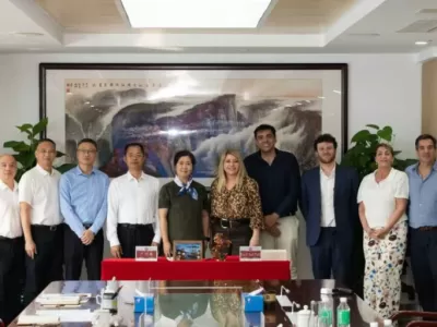 El Puerto de Dock Sud busca fortalecer su competitividad a partir de experiencias internacionales