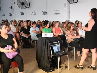 M&aacute;s de 150 emprendedores participaron de la Escuela de Verano impulsada por el Municipio