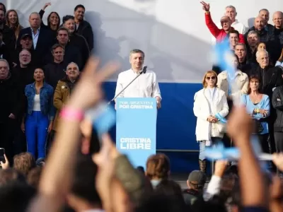 Libertad de Cristina Kirchner: Miles de personas se congregaron esta tarde en el Parque Lezama