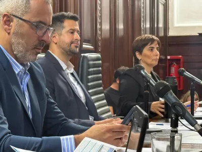 El oficialismo marc&oacute; agenda en una intensa sesi&oacute;n del Concejo platense