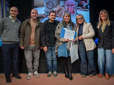 El Municipio entreg&oacute; 89 certificados y reconoci&oacute; a 44 emprendimientos con la marca &ldquo;Hecho en Brown&rdquo;