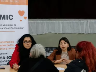 Gran operativo de asesoramiento legal gratuito en el barrio San Carlos
