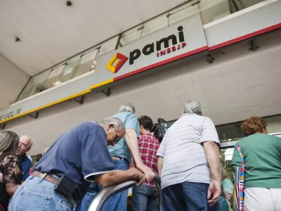 Suspenden la atenci&oacute;n odontol&oacute;gica del PAMI por deuda y crece la demanda en hospitales p&uacute;blicos