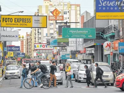 Empresarios proyectan 30 % de inflación anual y moderado optimismo económico