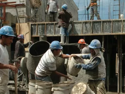 Crece la informalidad laboral en Argentina y ya afecta a casi 9 millones de trabajadores