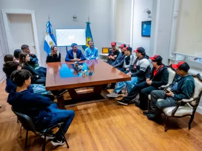 Fiorini encabez&oacute; un encuentro con un grupo de deportistas locales que competir&aacute;n en las finales de los Juegos Bonaerenses