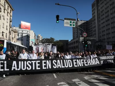 La UBA advierte por la posible paralizaci&oacute;n de hospitales y reclama fondos adeudados al Gobierno