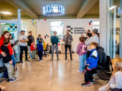 Inicia un nuevo ciclo de la Escuela Municipal de Rob&oacute;tica con m&aacute;s de 400 inscriptos