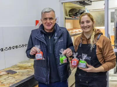 Carlos Balor visit&oacute; un emprendimiento gastron&oacute;mico familiar