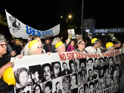 Homenaje a trabajadores de Astarsa desaparecidos durante la dictadura