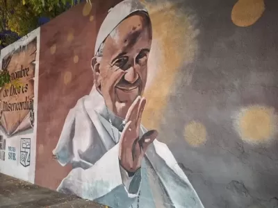 Murales en Lomas de Zamora homenajean al Papa Francisco a un a&ntilde;o de su fallecimiento