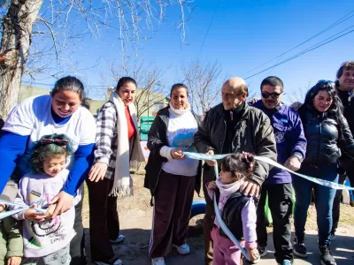 Se inauguró la Plaza Los Niños Felices