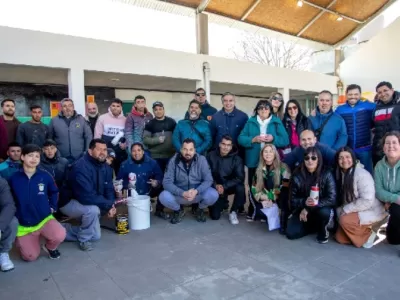 Jornada de trabajo para embellecer la Escuela Secundaria N° 21