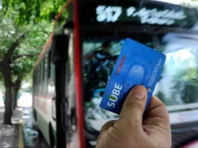 Aument&oacute; un 30% el boleto de colectivos: la tarifa plana pas&oacute; a $1.545