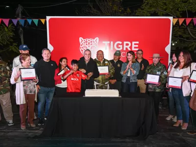 83&deg; aniversario de Las Tunas: Julio Zamora particip&oacute; del multitudinario evento en la plaza Soldados de Malvinas