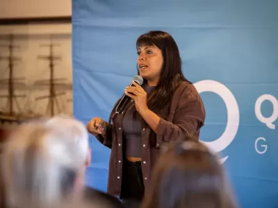 Eva Mieri encabez&oacute; el lanzamiento de &ldquo;Quilmes Coopera 2026&rdquo; para fortalecer proyectos educativosQ