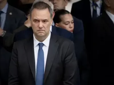 Crece la tensi&oacute;n en el Senado por la posible ausencia de Manuel Adorni en la presentaci&oacute;n de su informe de gesti&oacute;n