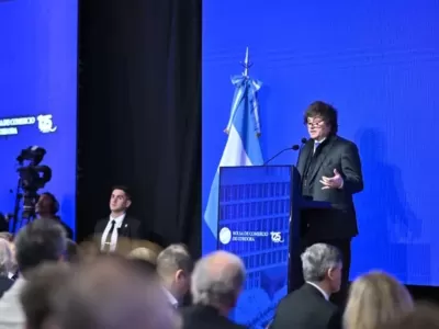 Milei defendi&oacute; su plan econ&oacute;mico ante empresarios y asegur&oacute; que la inflaci&oacute;n podr&iacute;a bajar del 1% en agosto