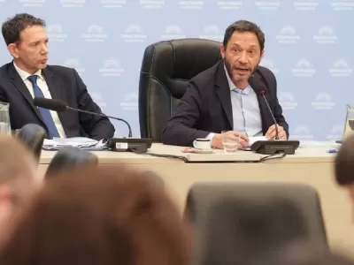 La comisión investigadora  convocó al presidente de la Oficina Anticorrupción