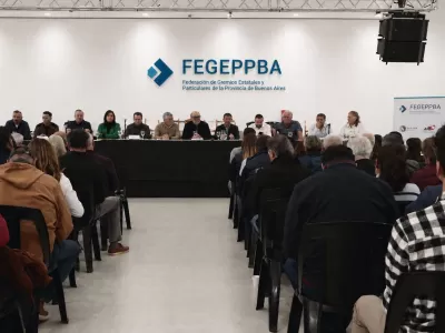 Julio Castro fue reelecto y advirti&oacute; sobre el impacto de las pol&iacute;ticas nacionales