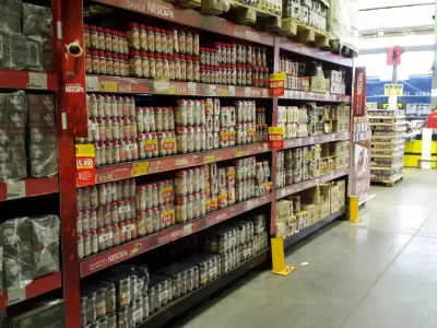Las ventas en supermercados y mayoristas cayeron 3,1% en junio y profundizan la ca&iacute;da del consumo