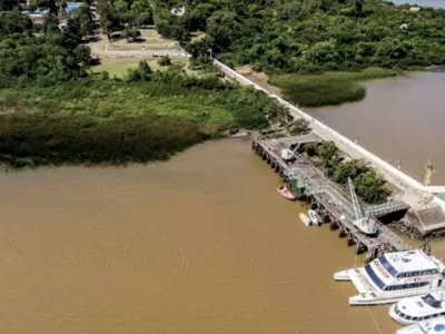 Kicillof encabeza acto en la Isla Mart&iacute;n Garc&iacute;a y anunciar&aacute; obras de infraestructura