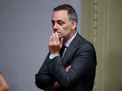 Adorni pidi&oacute; una pr&oacute;rroga para explicar inconsistencias detectadas en su patrimonio