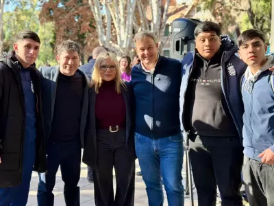 Cascallares y Eichel acompa&ntilde;aron a los estudiantes que participan de la &ldquo;Semana del Futuro&rdquo; en la Universidad Guillermo Brown