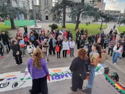 SUTEBA convoca a una nueva movilizaci&oacute;n de Ni Una Menos en defensa de los derechos de las mujeres