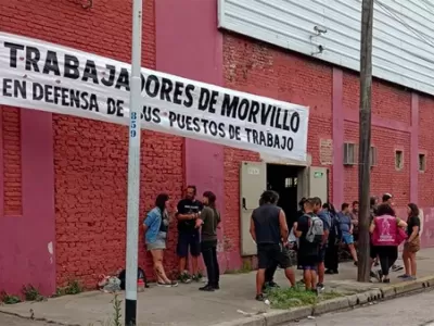 Trabajadores de la gráfica Morvillo cumplen seis meses de permanencia en la planta y exigen intervención del gobierno bonaerense
