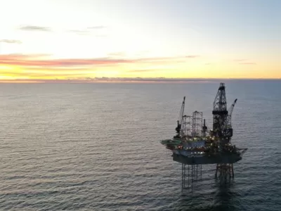 El Gobierno denunci&oacute; a cinco petroleras extranjeras por operar en la Cuenca Malvinas Norte