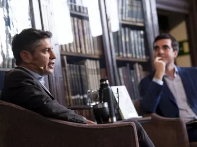 Kicillof present&oacute; su libro en Madrid y cuestion&oacute; las visiones econ&oacute;micas liberales actuales