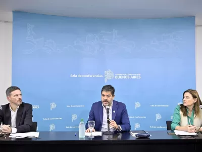 La Provincia respondi&oacute; a la ofensiva libertaria contra las tasas municipales y acus&oacute; a La Libertad Avanza de impulsar una &ldquo;operaci&oacute;n de distracci&oacute;n&rdquo;