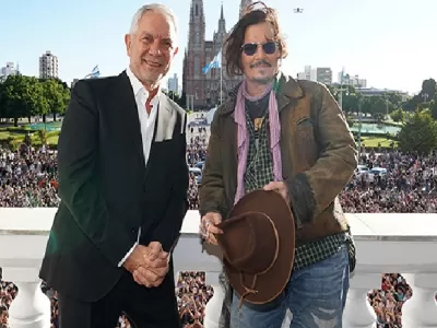 Johnny Depp visitó la municipalidad de La Plata