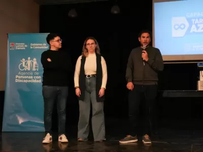 Implementan la Tarjeta Azul para priorizar la atenci&oacute;n de personas con TEA
