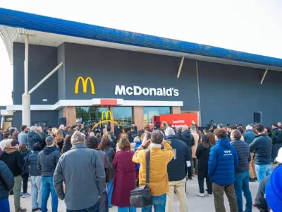 McDonald&rsquo;s inaugur&oacute; su primer local en la ciudad con una inversi&oacute;n que gener&oacute; 80 puestos de trabajo