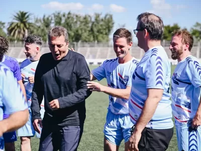 Massa reaparece con intendentes y agita la interna del peronismo bonaerense rumbo a 2027