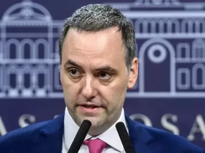 Denuncian inconsistencias en la compra de un departamento de Manuel Adorni y avanza una investigaci&oacute;n judicial